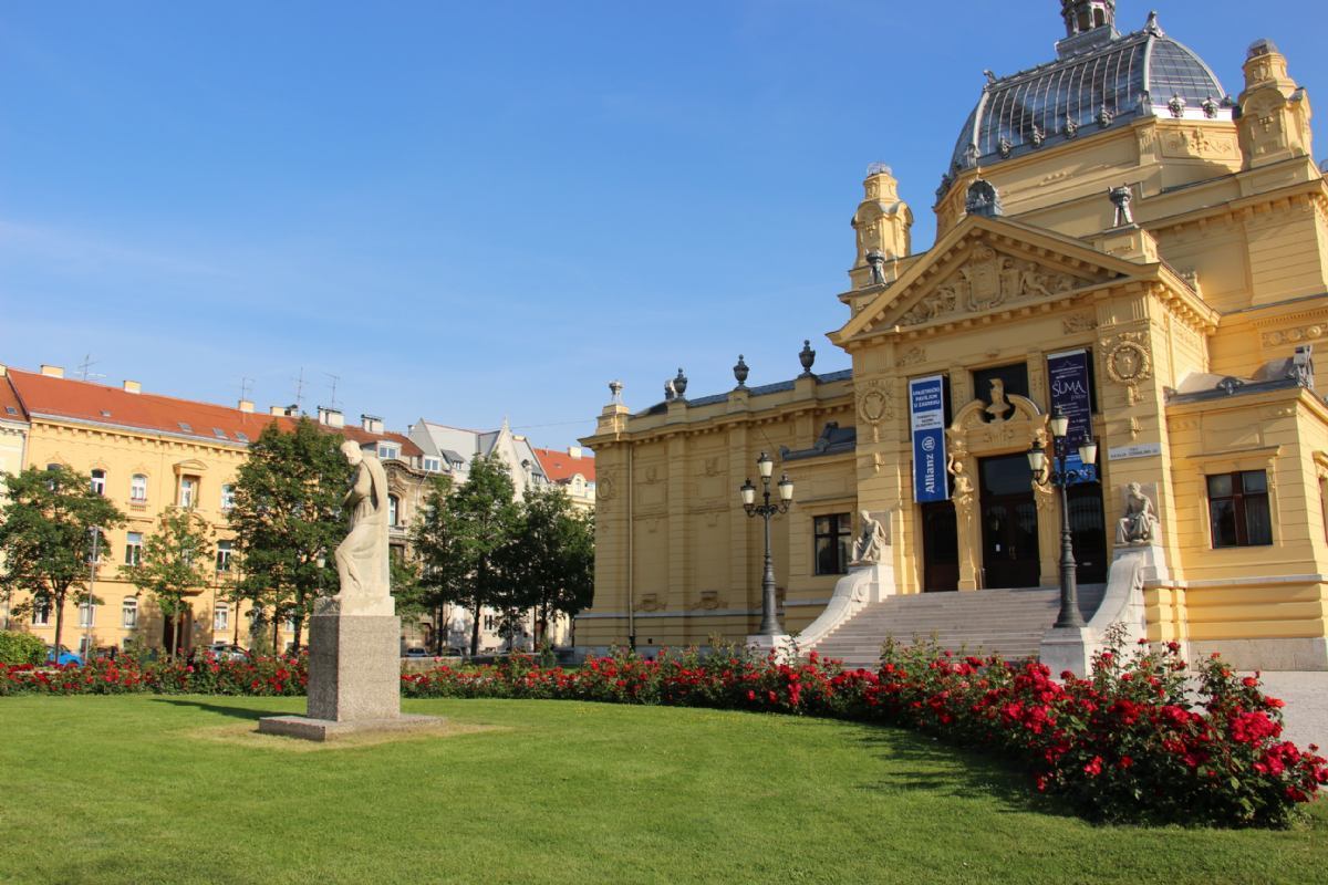 Privatni izlet: Zagreb walk and drive
